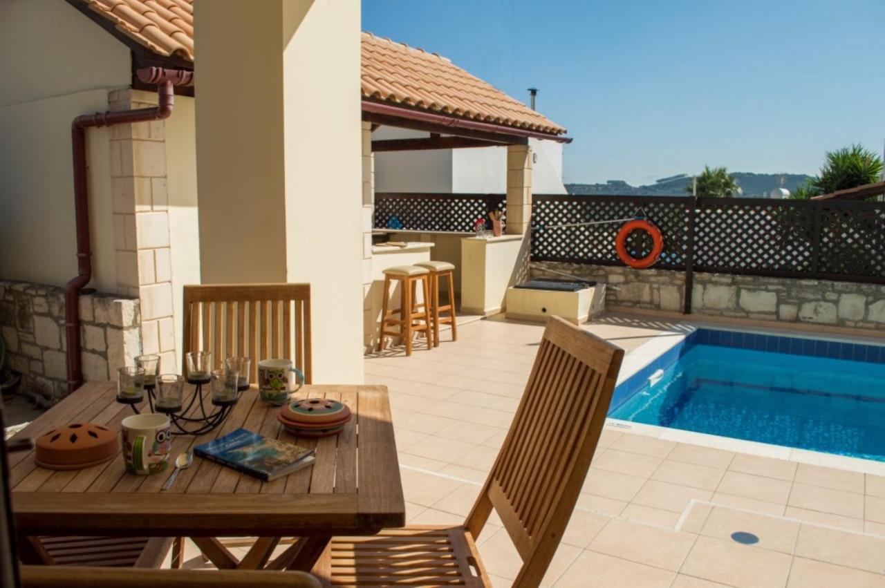 Villa Darmarohori Homeleader Exterior foto